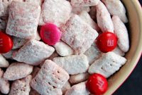 Valentine’s Day Puppy Chow Recipe with Free Printable Tag