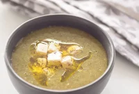 Creamy Vegan Spinach and Potato Soup Recipe