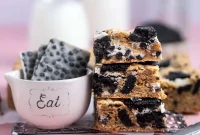 Soft Cookies and Cream Bars Recipe — Chewy & Irresistible