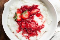 Creamy Gluten-Free German Rice Pudding (Milchreis)
