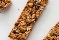 Homemade Muesli Bars: Crunchy No-Bake Snack Recipe