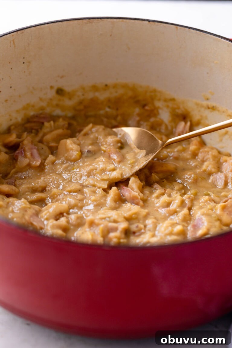 Soul Food Thanksgiving Menu 2024: 30+ Classic Recipes 30 creamy butter beans in a dutch oven