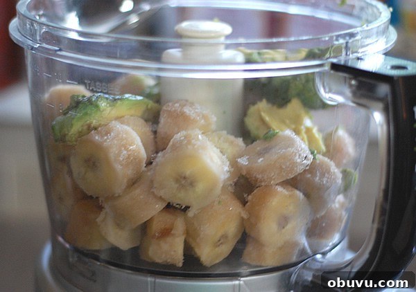 Banana Avocado Mint Ice Cream - No Ice Cream Maker Needed! Banana Avocado Mint Ice Cream - No Ice Cream Maker Needed!