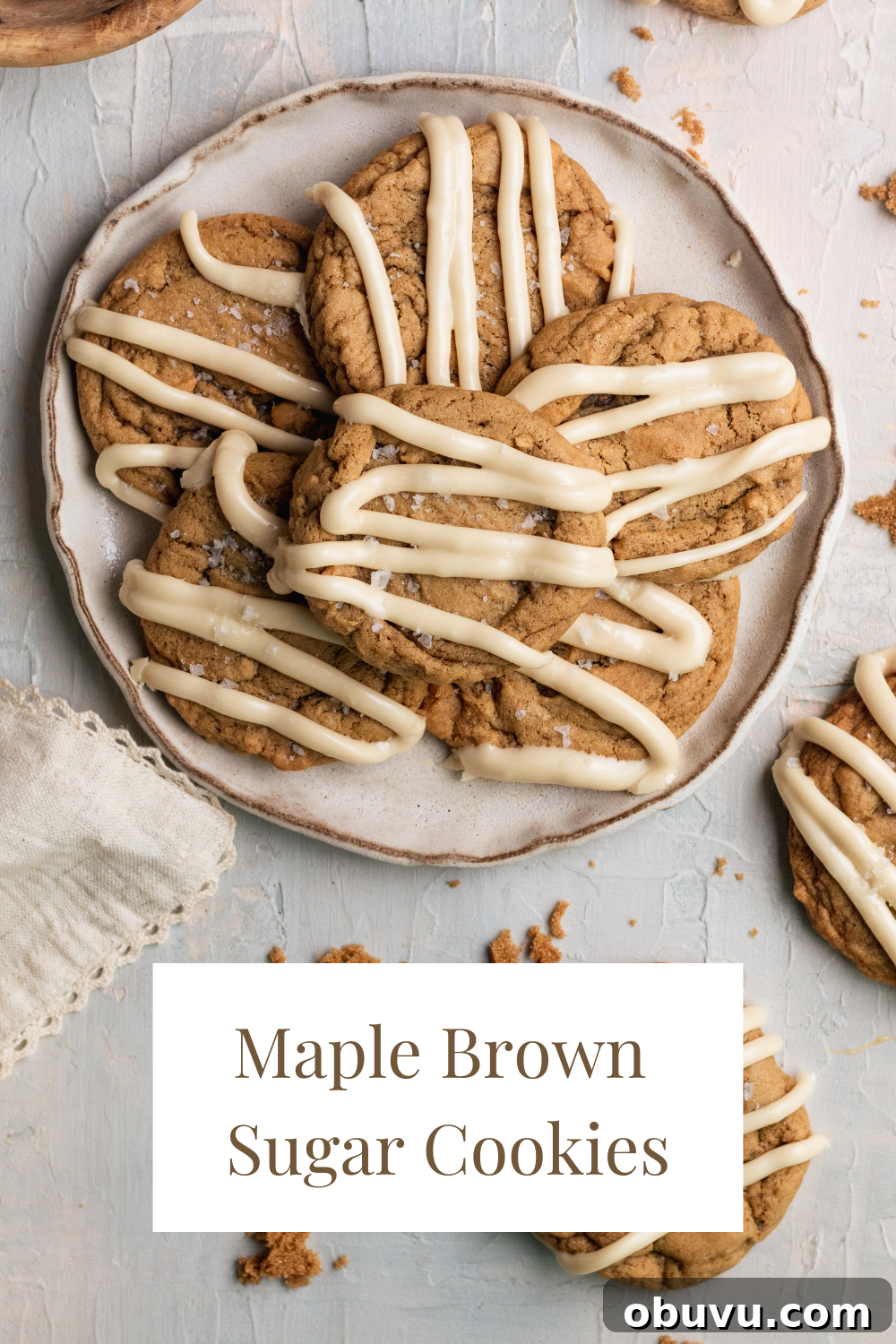 These maple brown sugar cookies are perfect for Christmas! With maple and brown sugar flavors, they are truly delicious. A chewy Christmas cookie topped with a salted maple frosting that you should plan to make during your holiday baking! #christmascookies #holidaybaking #cookierecipe